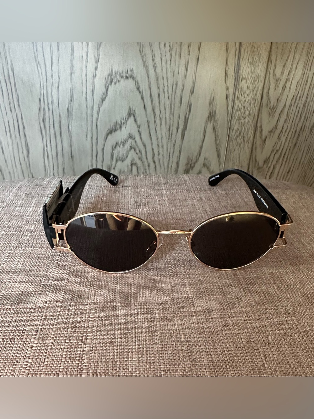 Foster Grant Gold Frame Black Lens Oval Sunglasses